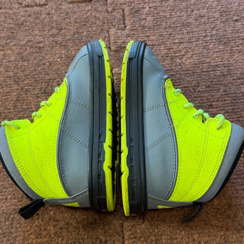 B+ shoes Nike ACG Woodside 2 High Toddler Boots Volt Grey 524874-701 Size 8C